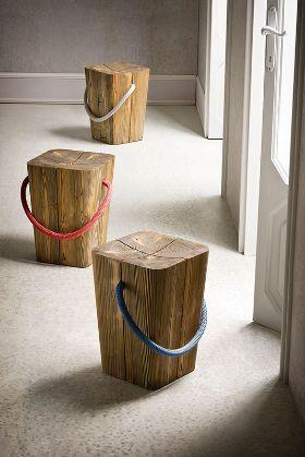 sgabello in legno